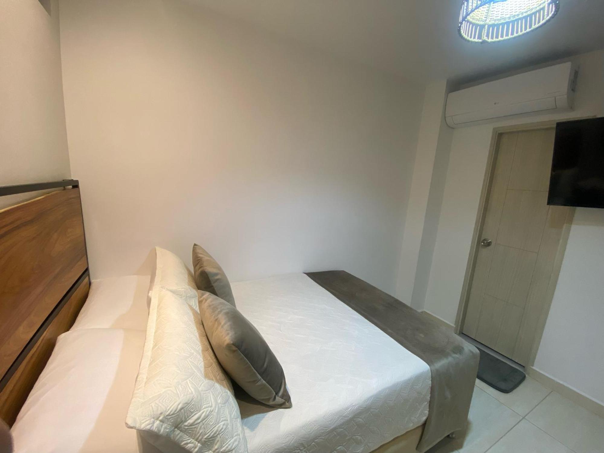 Maidy Luxury Hotel Medellin Exterior photo