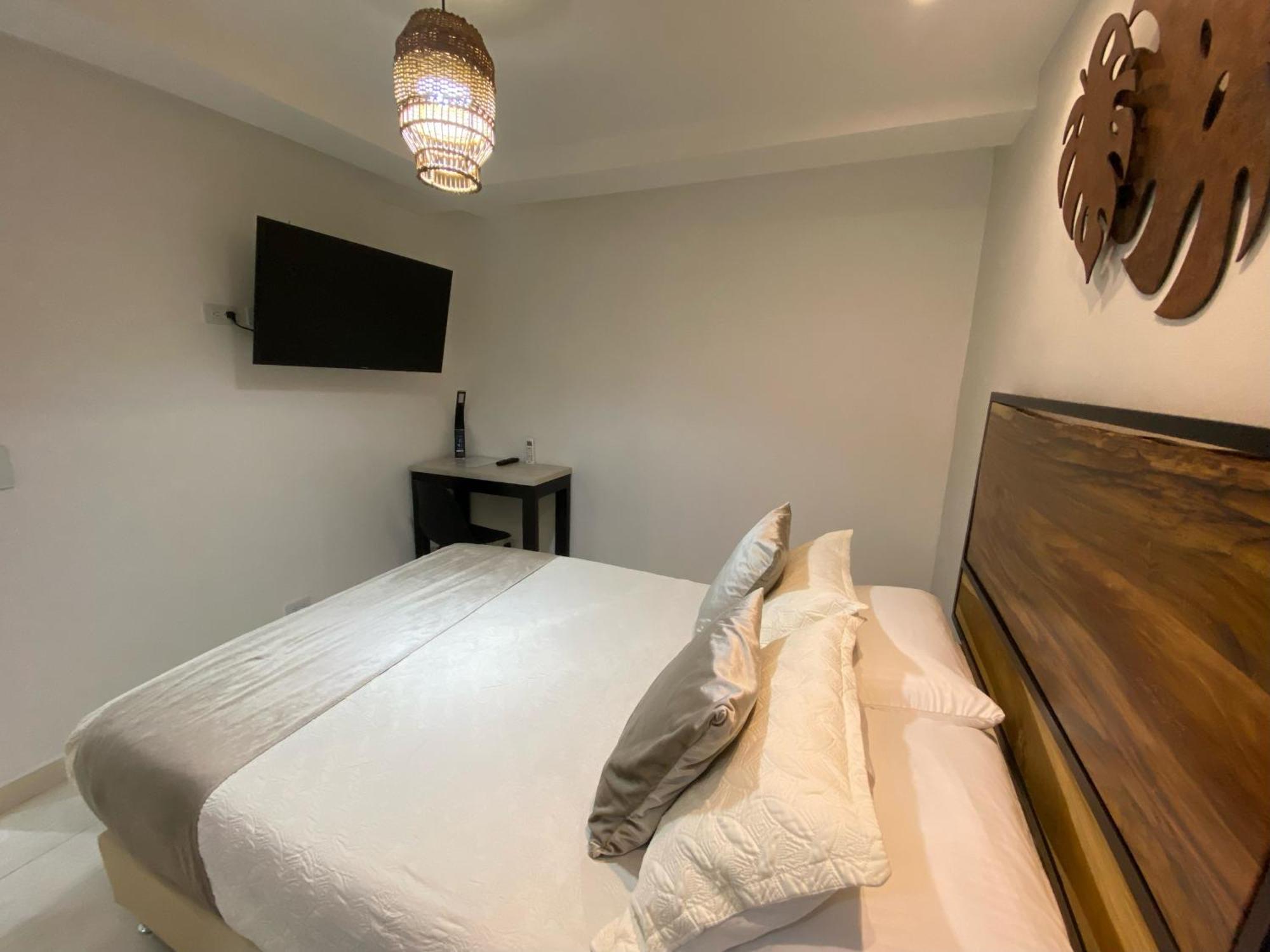 Maidy Luxury Hotel Medellin Exterior photo